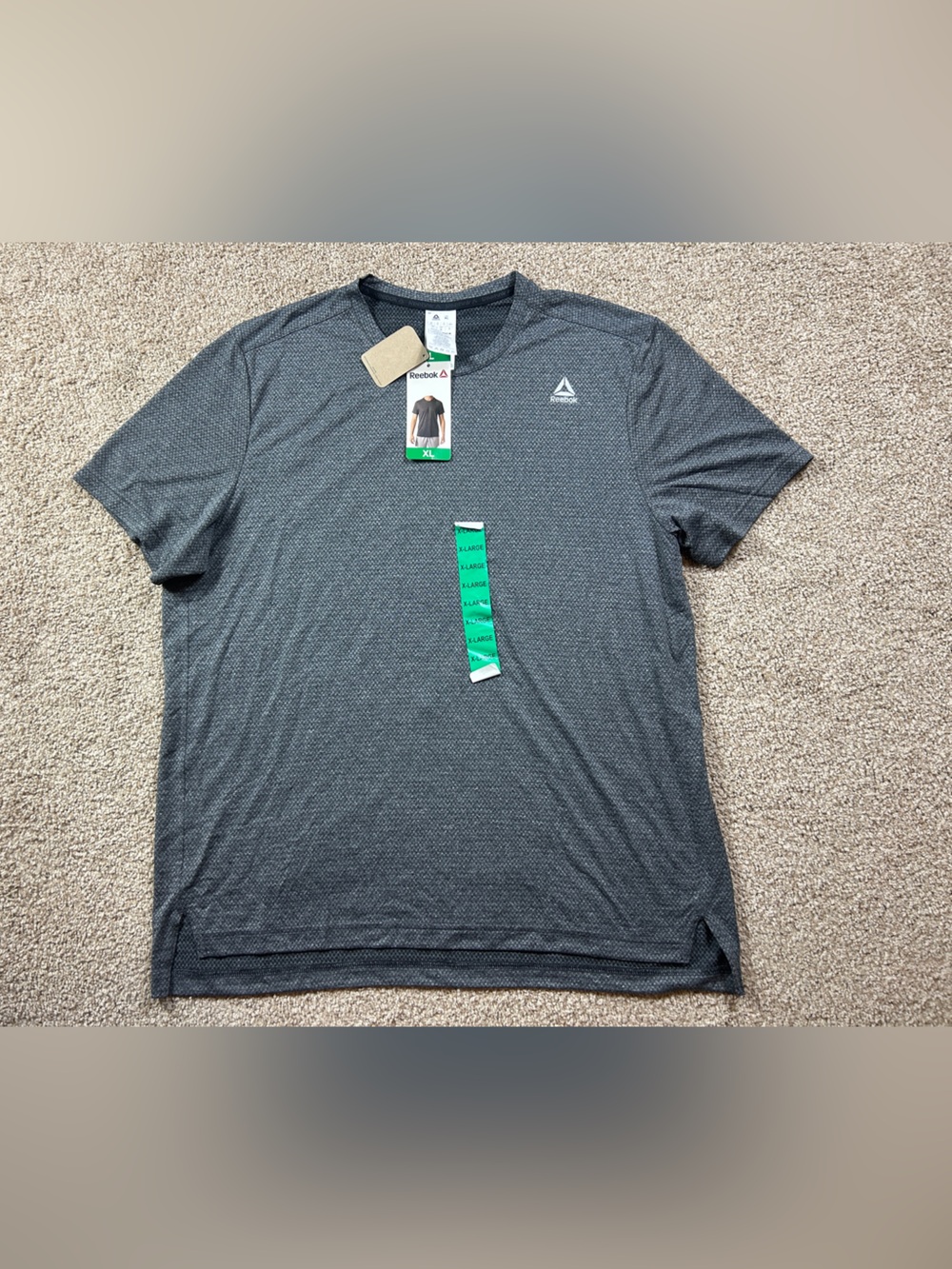 Reebok Men’s Gray Performance Short Sleeve Athletic T-Shirt Size XL NWT